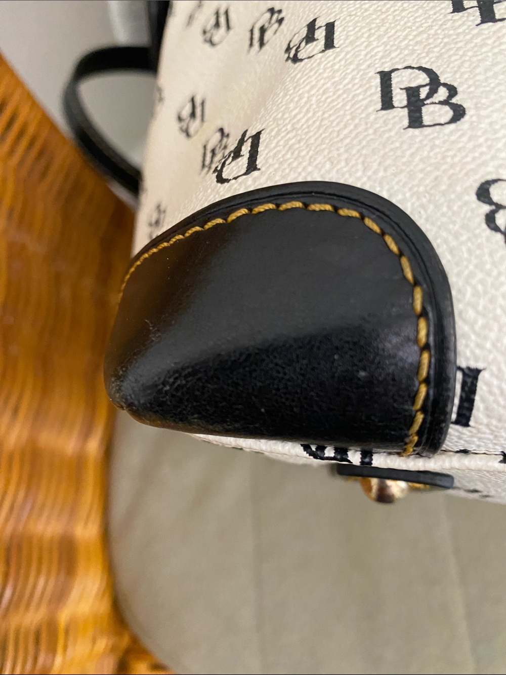 Dooney & Bourke Black & White Logo Monogrammed Satchel bag - Picture 6 of 12